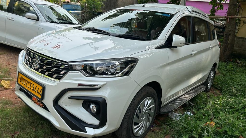 Clean luxury car interior Odisha Taxi Bhubaneswar